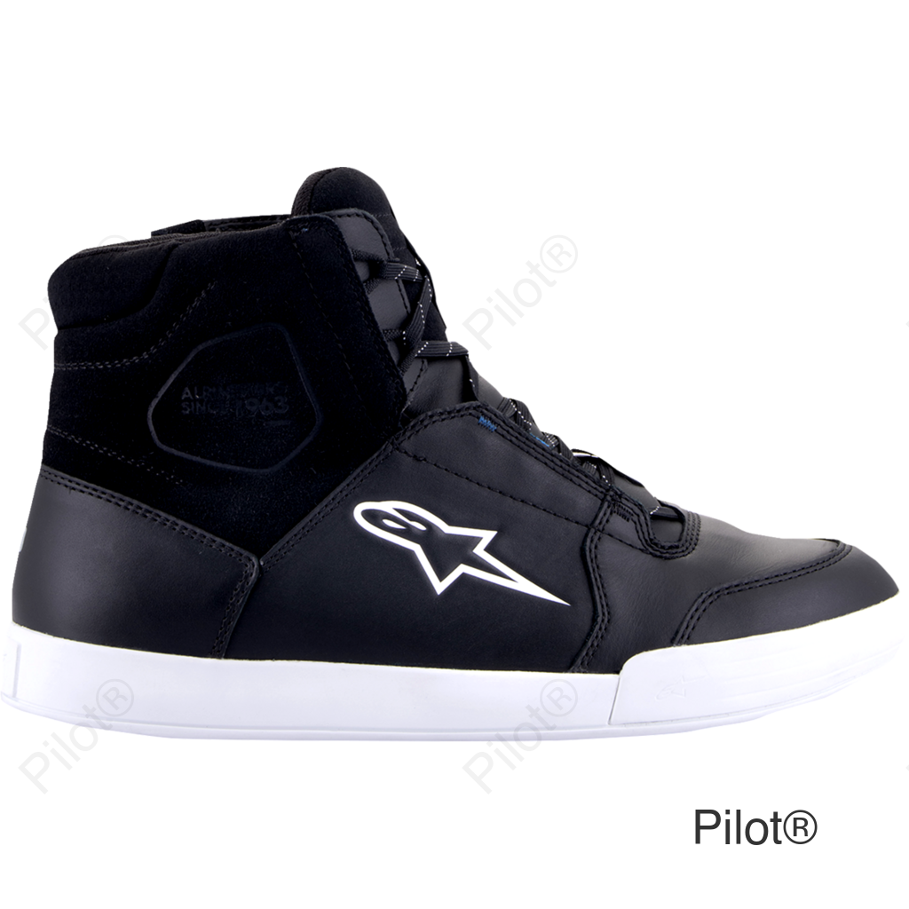 Chrome Shoes - Waterproof - Black/White - US 10.5