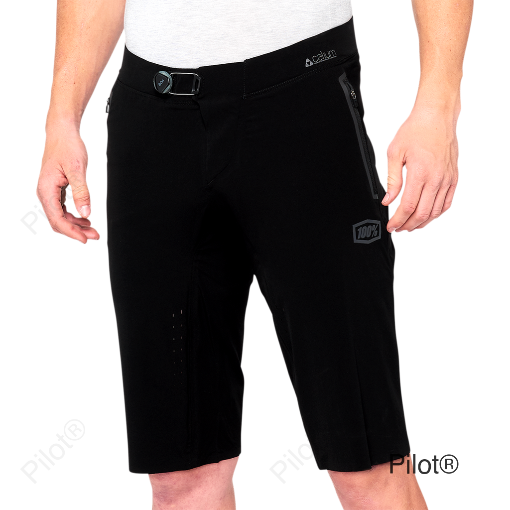 Celium Shorts - Black - US 28