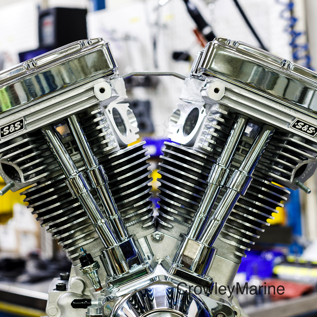V111 Long-Block Engine without Induction/Ignition