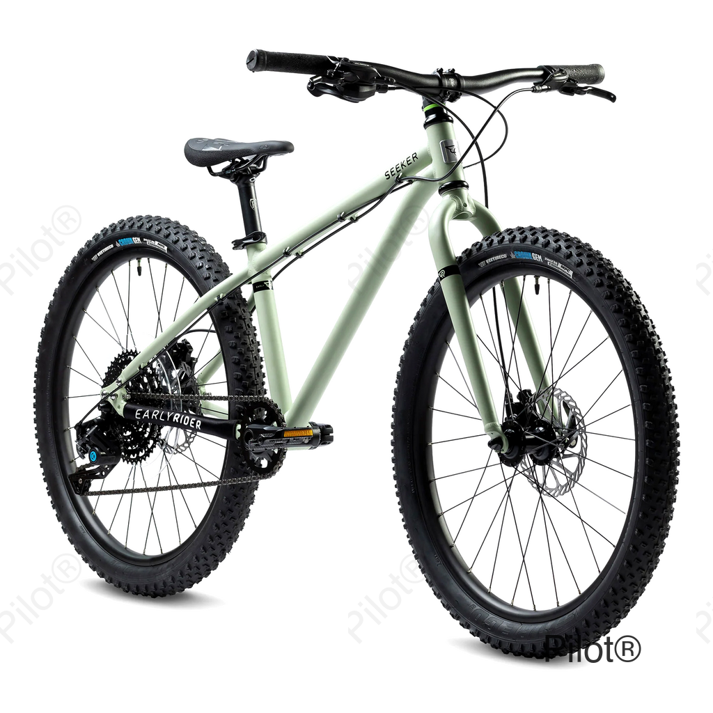Seeker 24 - Sage Green