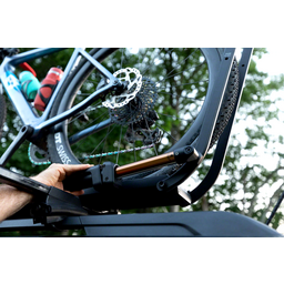 Kuat Piston SR Dual Ratchet Roof Bike Carrier - 1 Bike Kashima Coat Sandy Black